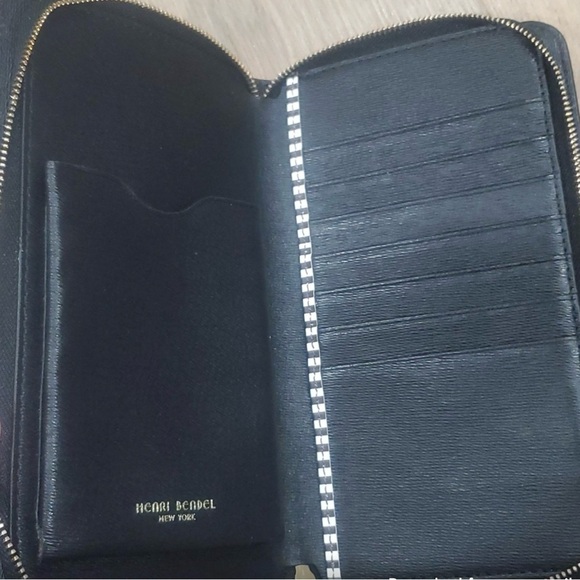 *READ DESC* Henri Bendel Customer App Giveaway With Beauty Bundle Purchase - Picture 8 of 13